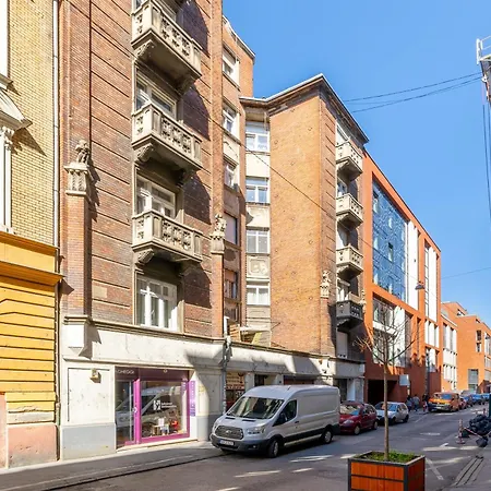 D30 Premium Suite Budapest Exterior photo